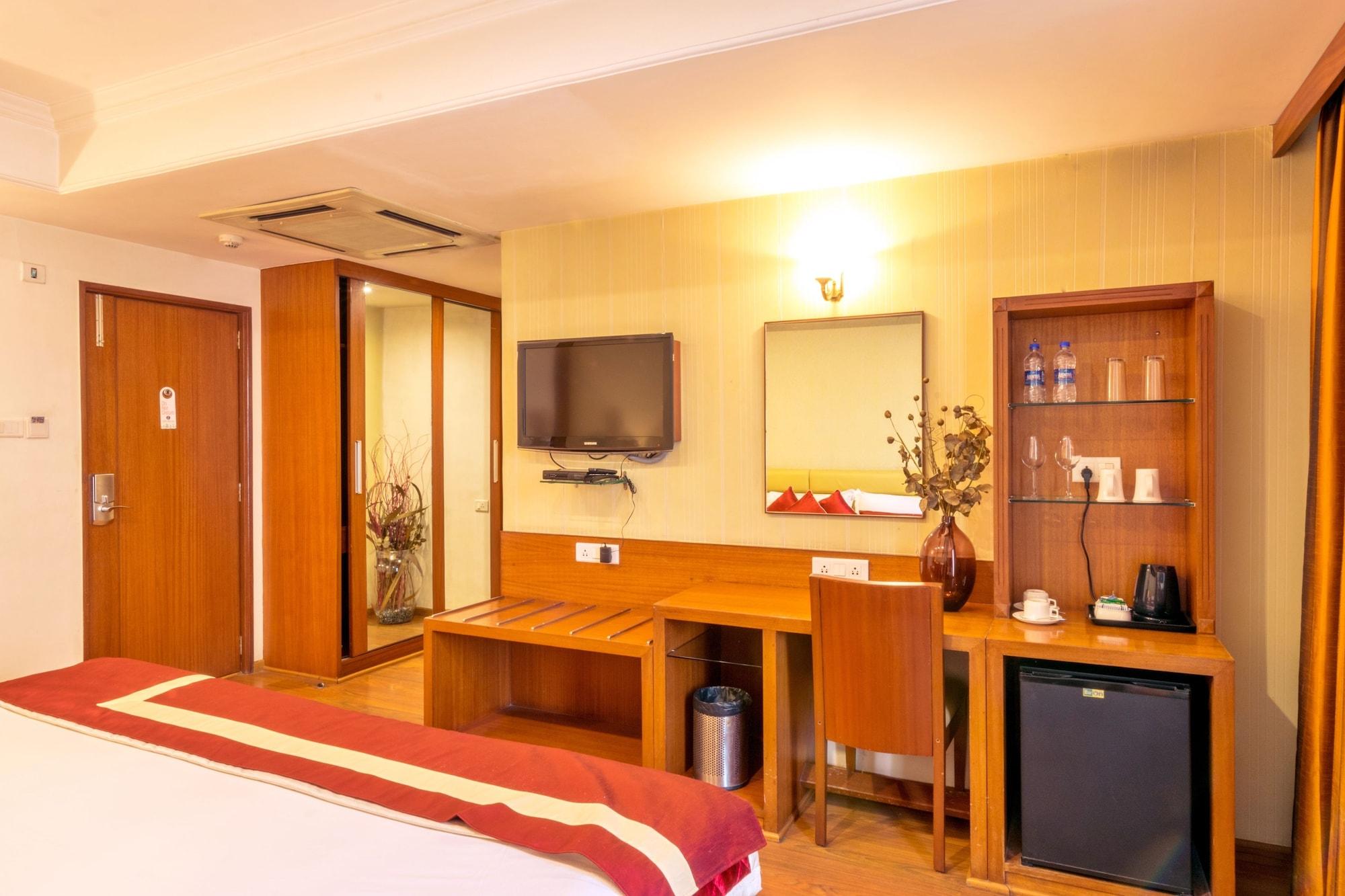 Octave Suites - Residency Rd Bangalore Extérieur photo